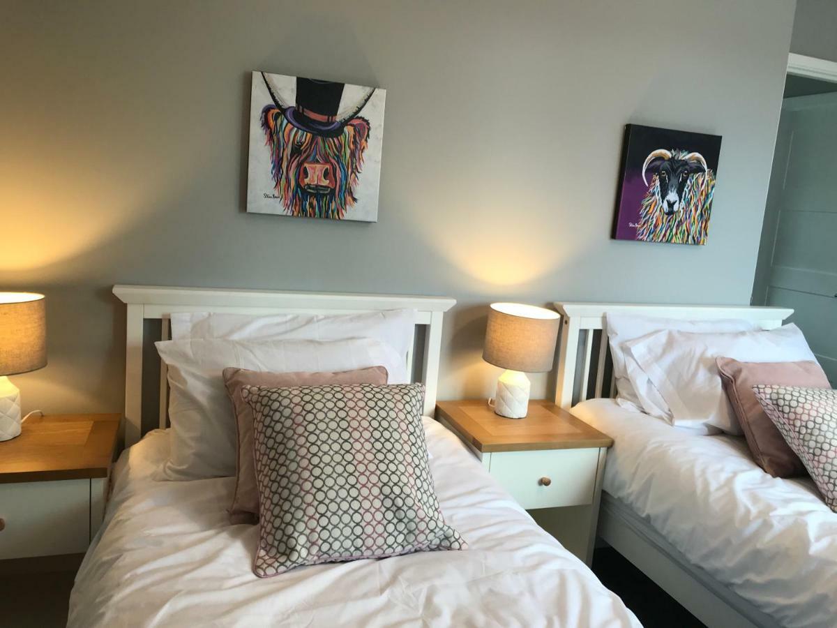 Hunters Lodge Exeter, Free Parking, Country Views, Great Wi-Fi, Large Garden Poltimore Exterior foto